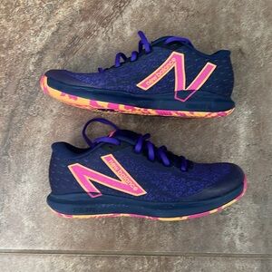New Balance womens 996 insoles tennis sneaker. Size 6 D (wide) Excellent